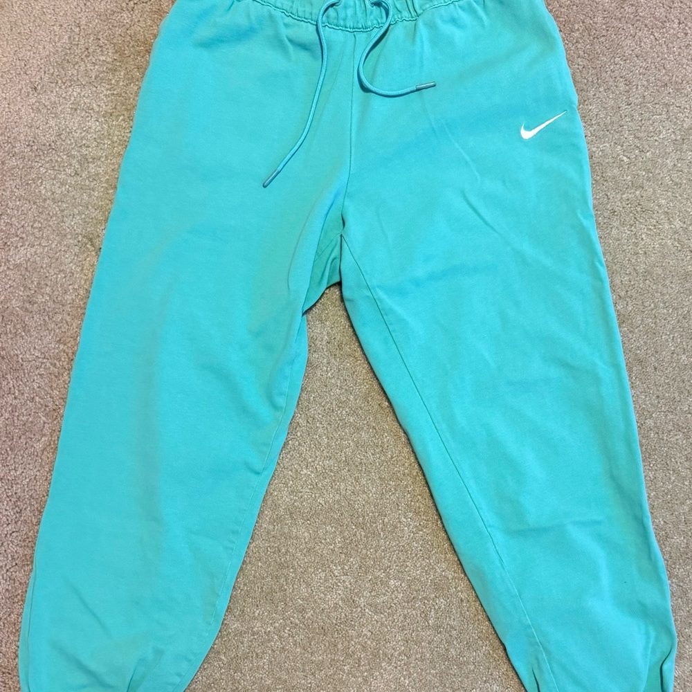 Nike Women Sportswear Easy Fit Jogger Pant DM6419-369
